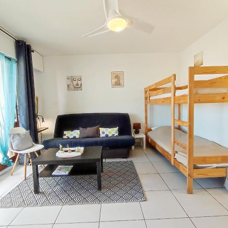 Appartement avec piscine et parking Canet-en-Roussillon Extérieur photo