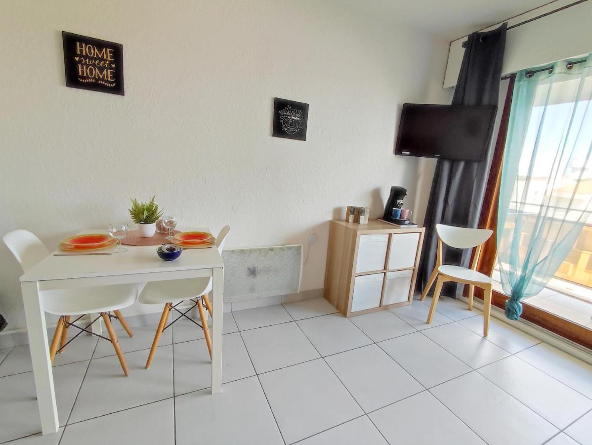 Appartement avec piscine et parking Canet-en-Roussillon Extérieur photo
