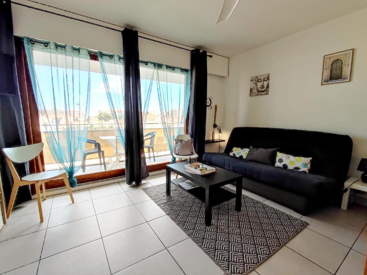 Appartement avec piscine et parking Canet-en-Roussillon Extérieur photo